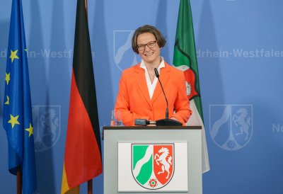 1,5 Millionen Euro zusätzlich zum Schutz gewaltbetroffener Mädchen und Frauen