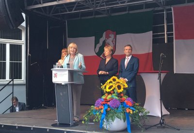 Grußwort von Ministerpräsidentin Hannelore Kraft im Innenhof des Rathauses