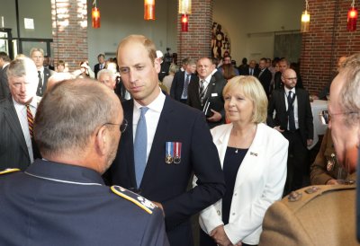Verleihung des Fahnenbandes des Landes Nordrhein-Westfalen an die 20th Armoured Infantry Brigade