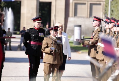 Verleihung des Fahnenbandes des Landes Nordrhein-Westfalen an die 20th Armoured Infantry Brigade