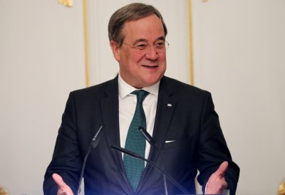 Ministerpräsident Laschet zeichnet Dr. Jürgen Linden und Carl Meulenbergh mit dem Landesverdienstorden aus