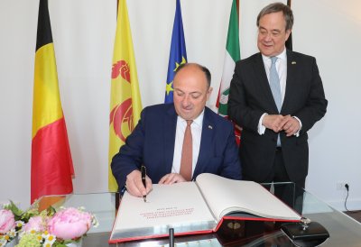 Ministerpräsident Armin Laschet und Willy Borsus unterzeichnen Gemeinsame Erklärung zur Vertiefung der Zusammenarbeit