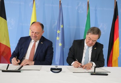 Ministerpräsident Armin Laschet und Willy Borsus unterzeichnen Gemeinsame Erklärung zur Vertiefung der Zusammenarbeit