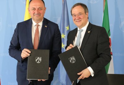 Ministerpräsident Armin Laschet und Willy Borsus unterzeichnen Gemeinsame Erklärung zur Vertiefung der Zusammenarbeit