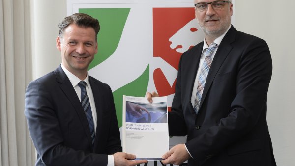 Wirtschaftsminister Garrelt Duin präsentiert Studie zur Digitalen Wirtschaft Nordrhein-Westfalen