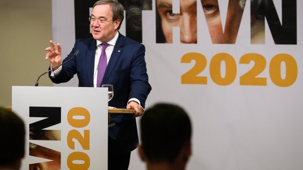 Kulturstaatsministerin Monika Grütters und Ministerpräsident Armin Laschet stellen Höhepunkte des Beethoven-Jahres 2020 vor