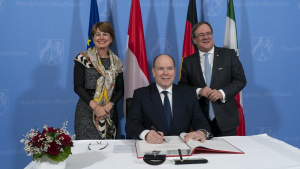 Ministerpräsident Armin Laschet empfängt Fürst Albert II. von Monaco