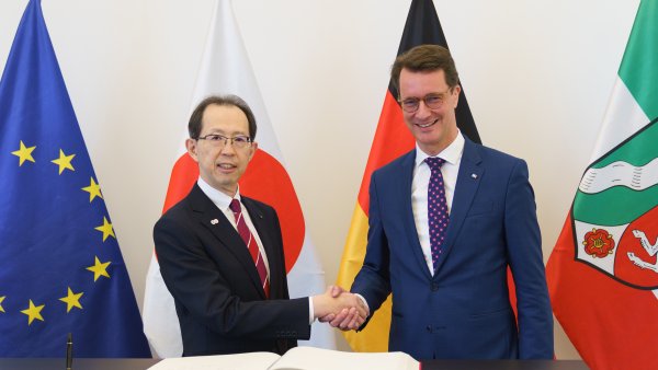 Ministerpräsident Hendrik Wüst trifft den Gouverneur der Präfektur Fukushima Masao Uchibori