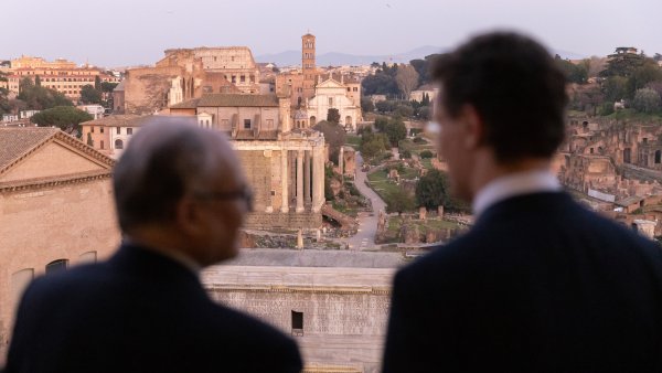 Ministerpräsident Hendrik Wüst reist nach Rom