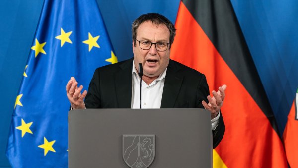 Nordrhein-Westfalen bringt Strukturreform im Schienennahverkehr auf den Weg