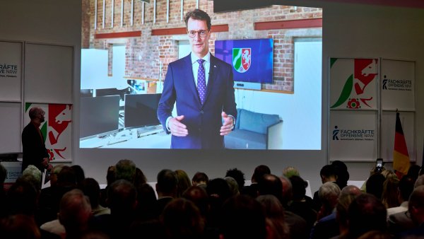 Fachkräfteoffensive NRW: Mit vereinten Kräften gegen den Fachkräftemangel