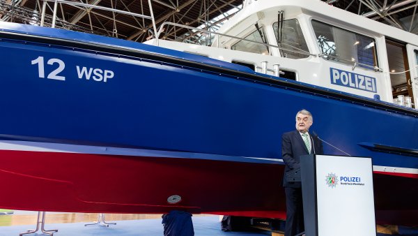 Rheinstreifenboot der Wasserschutzpolizei