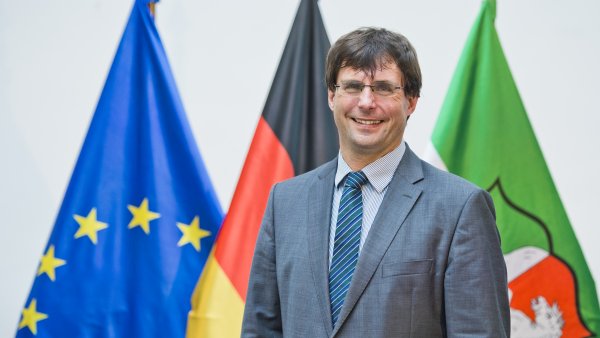 Ministerpräsident Hendrik Wüst ernennt sein neues Landeskabinett