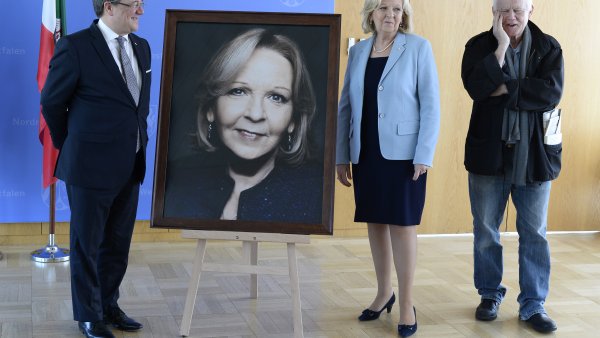 Enthüllung Kraft Portrait