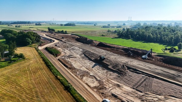 Baustelle des Deichbaus