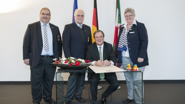Ministerpräsident Laschet übernimmt Schirmherrschaft über DLRG-Landesverbände in Nordrhein-Westfalen