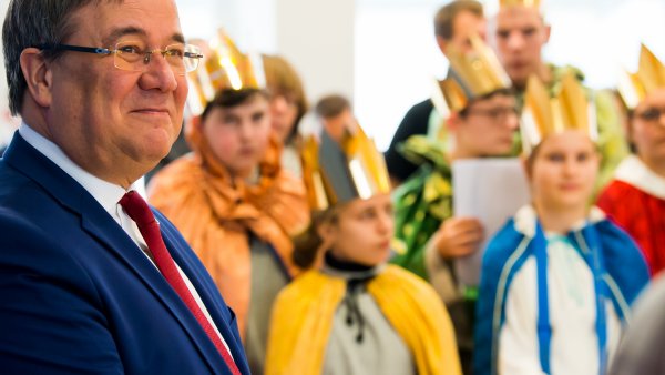 Traditionelles Dreikönigssingen im Landeshaus