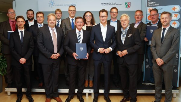 2019-09-25 - Übergabe Förderbescheid Güterverkehr VM NRW