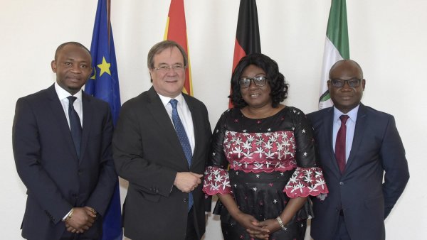 Ministerpräsident Laschet empfängt die Botschafterin der Republik Ghana