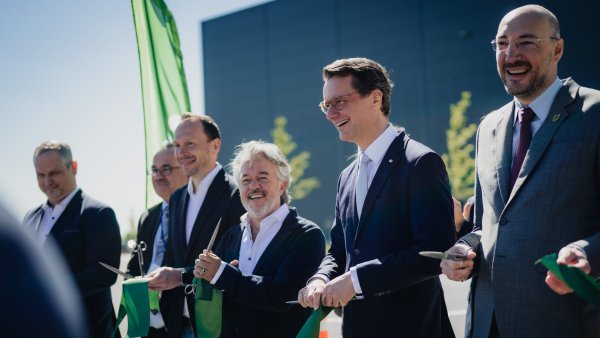 Eröffnungsfeier des neuen Fressnapf E-Commerce-Logistikzentrums in Nörvenich