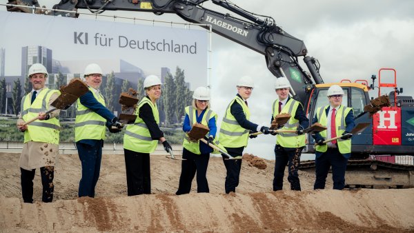 Spatenstich für die Microsoft Rechenzentren im Rheinischen Revier