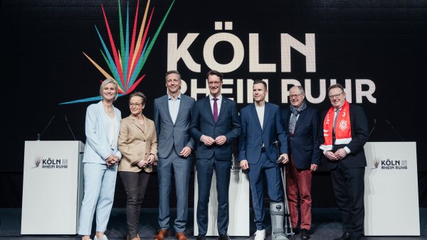 Gruppenfotos auf der Bühne