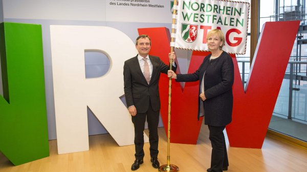 Antrittsbesuch des Düsseldorfer Oberbürgermeisters Thomas Geisel bei Ministerpräsidentin Hannelore Kraft