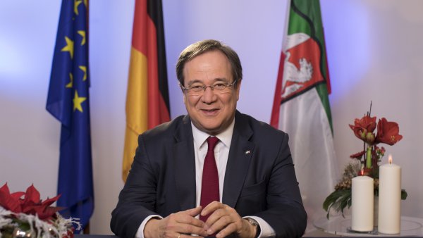 Ministerpräsident Armin Laschet bei seiner Neujahrsansprache für das Jahr 2018