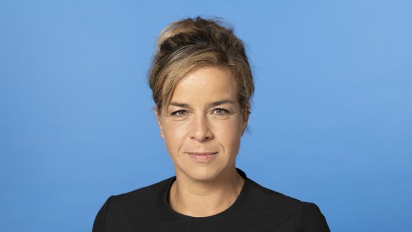 Mona Neubaur