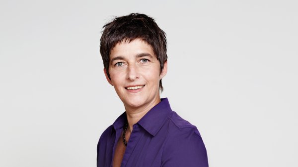 Porträtfoto Barbara Steffens, Ministerin für Gesundheit, Emanzipation, Pflege und Alter