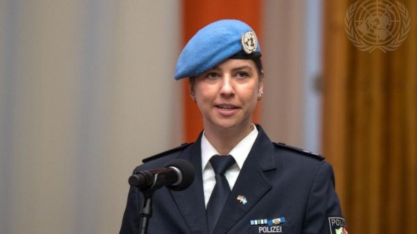 Polizeioberkommissarin aus Nordrhein-Westfalen wird mit dem United Nations Woman Police Officer Award of the Year 2025 ausgezeichnet