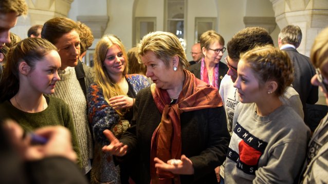 Schulministerin Sylvia Löhrmann reist nach Israel: Gedenken der Opfer des Holocaust 