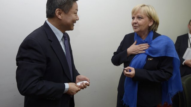 Ministerpräsidentin Hannelore Kraft im Gespräch mit dem Vizeminister für Urbanisierung und Stadtentwicklung LU Kehua