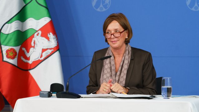 Digitalstrategie Schule NRW: Zwei Milliarden Euro für das digitale Lernen