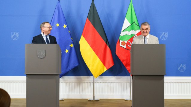 Kabinettspressekonferenz zur NRW-Bundesratsinitiative zur Verschärfung von Straftaten im Amt