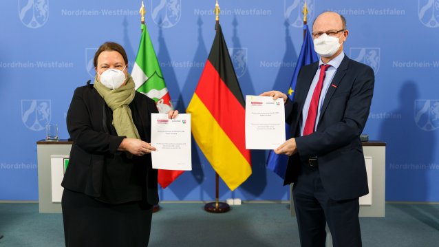 Presse-Briefing zur aktuellen Lage und zu weiteren Maßnahmen der Landesregierung im Zusammenhang mit der Corona-Pandemie