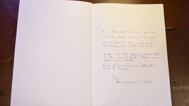 Der Kulturbevollmächtigte Ministerpräsident Armin Laschet besucht Frankreich