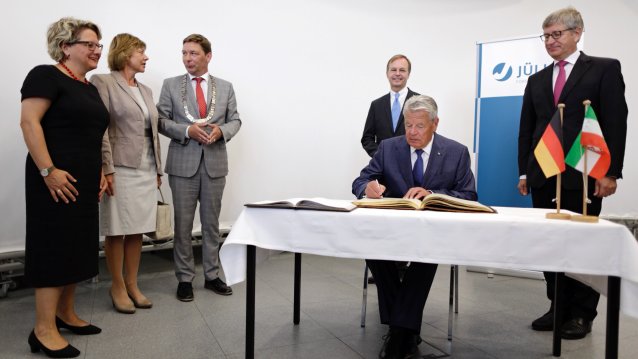 Bundespräsident Joachim Gauck besucht Nordrhein-Westfalen