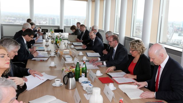 Gründung der NRW-Allianz Wirtschaft und Arbeit 4.0