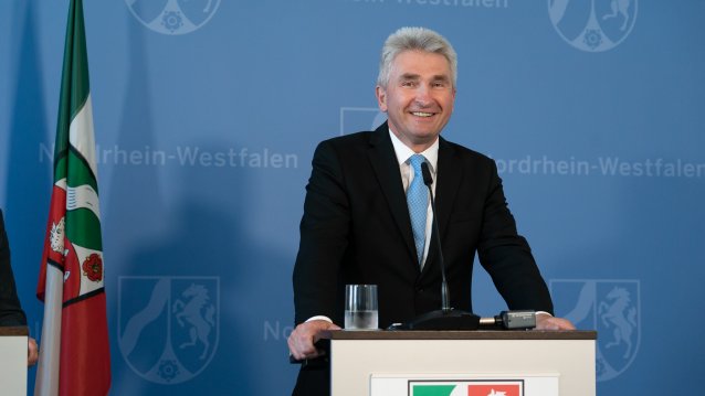 Deutschlandweit einzigartige „Forschungsfertigung Batteriezelle“ kommt nach Nordrhein-Westfalen