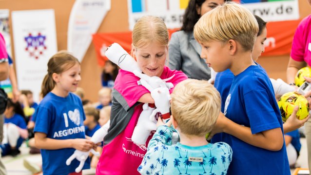 „Gemeinsam stark – inklusives Sportfest für die ganze Familie“ mit großem Erfolg gestartet