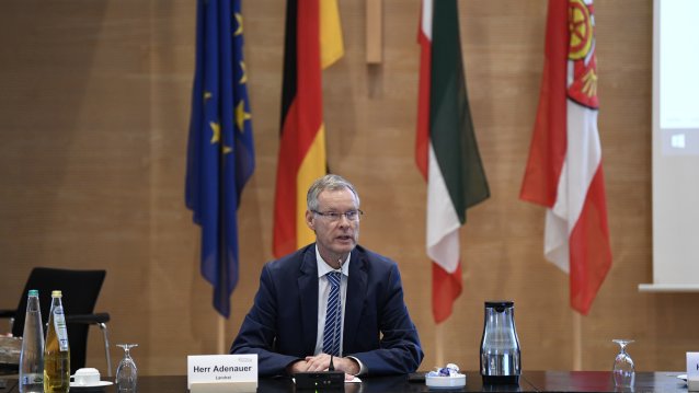 Ministerpräsident Armin Laschet und Gesundheitsminister Karl-Josef Laumann besuchen den Kreis Gütersloh