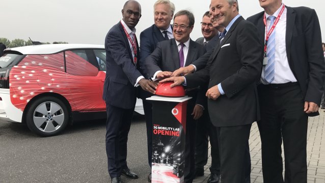 Ministerpräsident Armin Laschet eröffnet des 5G Mobility Lab am Aldenhoven Testing Center der RWTH Aachen
