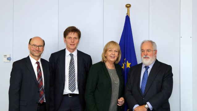 Energiepolitik und Klimaschutz: Ministerpräsidentin Hannelore Kraft und Europaminister Franz-Josef Lersch-Mense in Brüssel