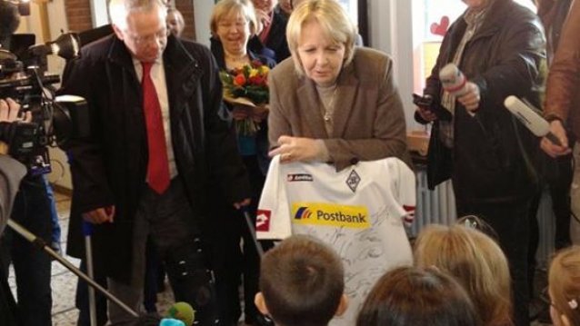„Kein Kind zurücklassen“ – Ministerpräsidentin Hannelore Kraft besucht Modellkommune Mönchengladbach, 15.03.2013