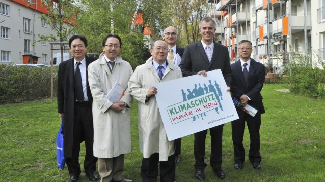 23.04.2012: Japanischer Botschafter informiert sich über Projekte der Energiewende