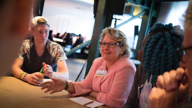 #JUKON16 – Ministerpräsidentin Kraft diskutiert mit Jugendlichen über Zukunftsfragen