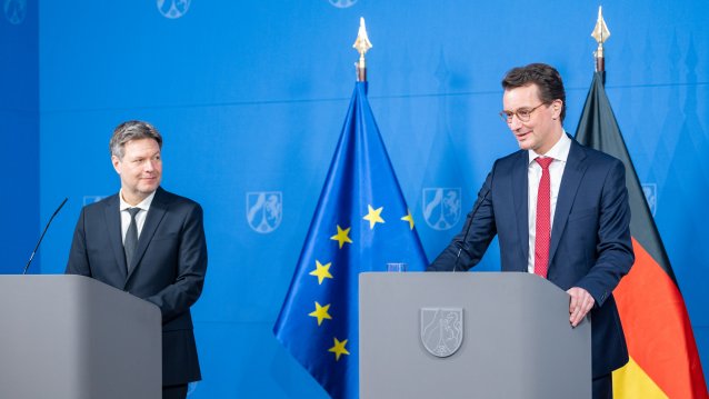 Gemeinsame Pressekonferenz von Ministerpräsident Hendrik Wüst und Bundesminister für Wirtschaft und Klimaschutz, Dr. Robert Habeck