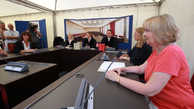 Minsiterpräsidentin Hannelore Kraft am Stand des Justizministeriums