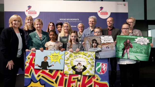 Preisverleihung zum Schulwettbewerb zur Woche des Respekts